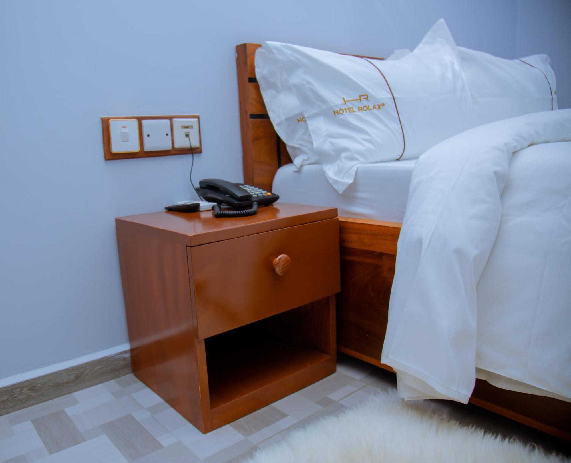 Hotel Rolax Dar es Salaam Ngoại thất bức ảnh
