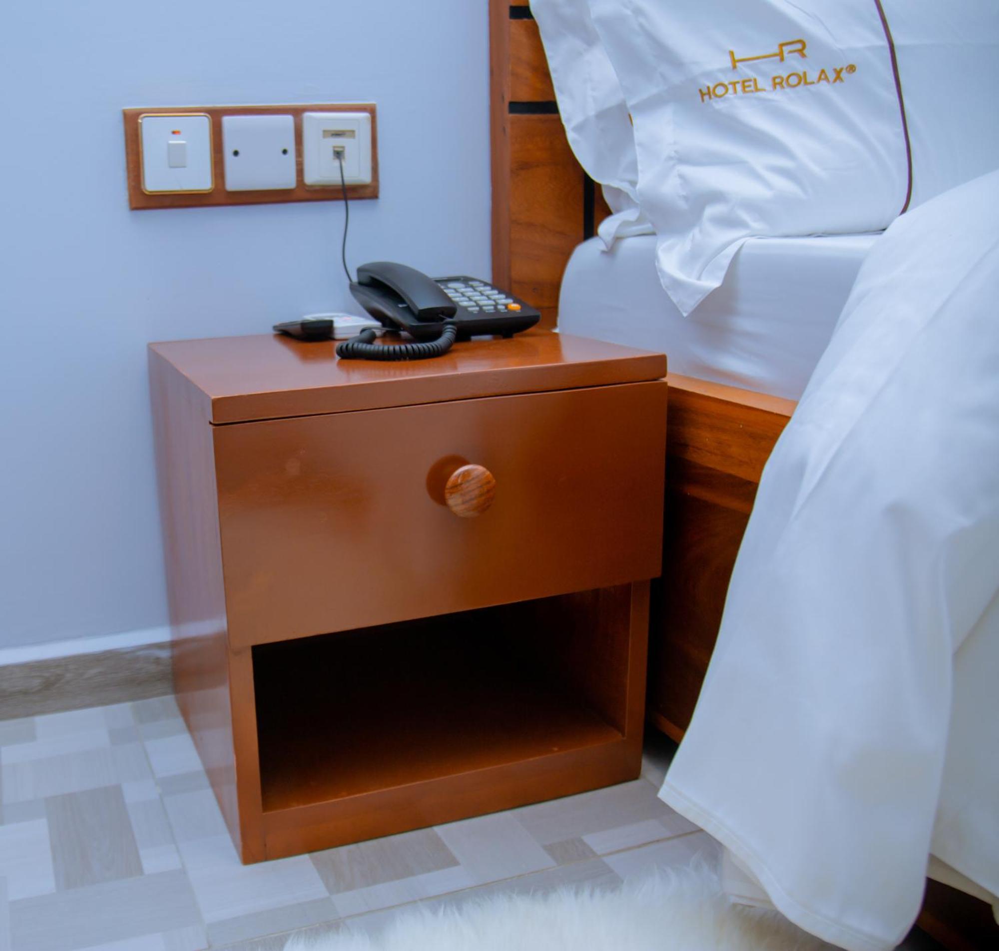 Hotel Rolax Dar es Salaam Ngoại thất bức ảnh