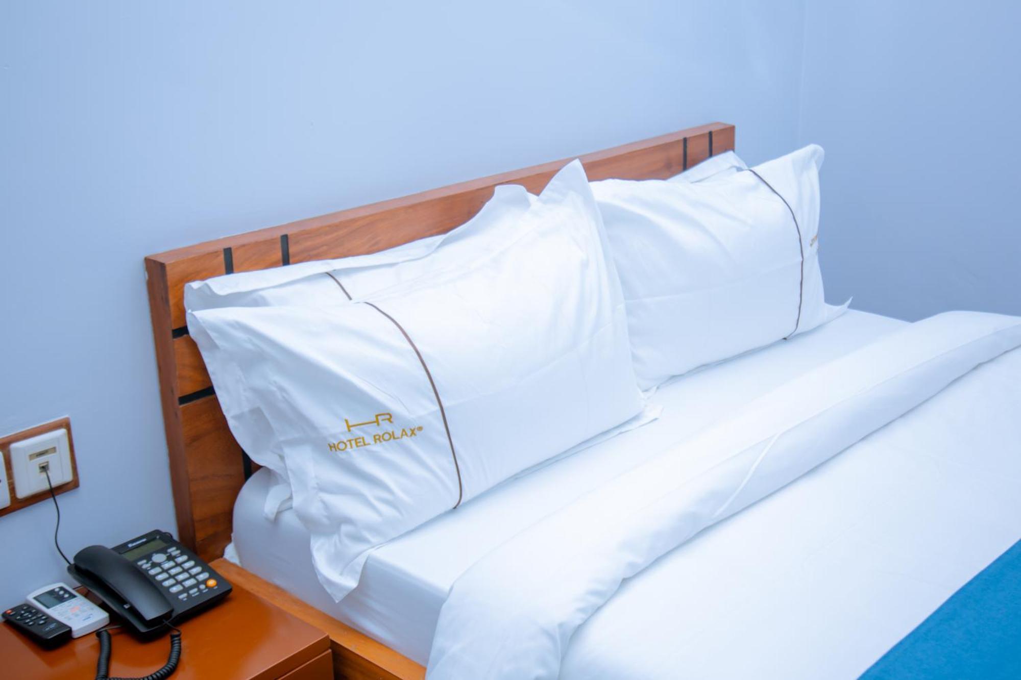 Hotel Rolax Dar es Salaam Ngoại thất bức ảnh