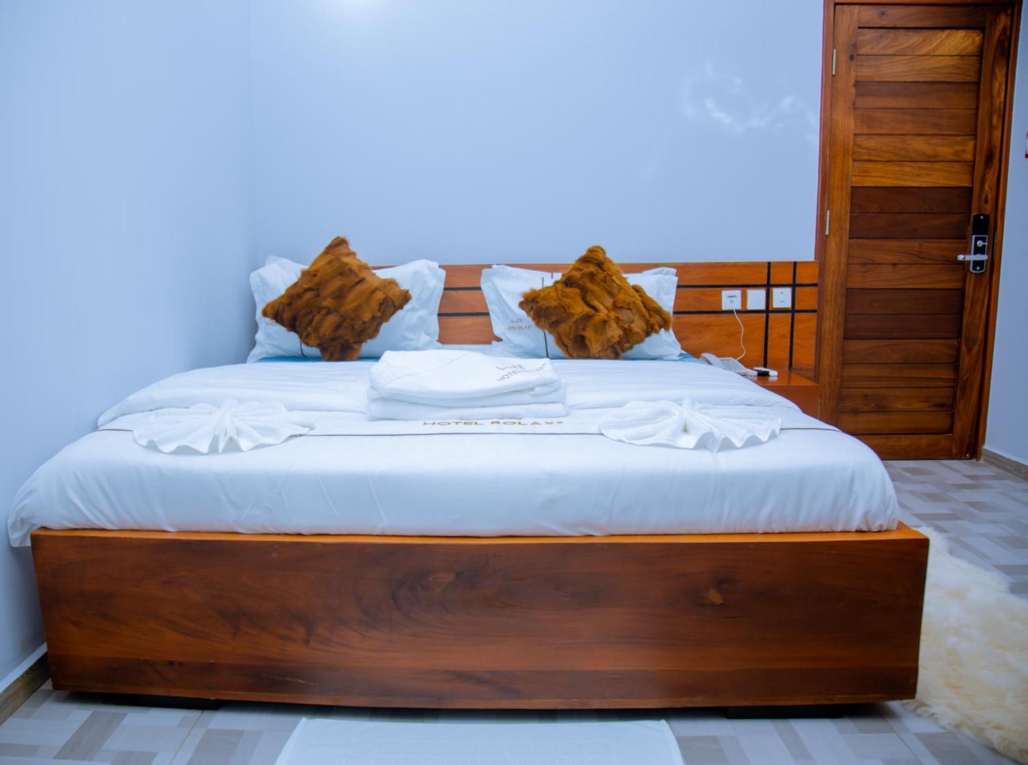 Hotel Rolax Dar es Salaam Ngoại thất bức ảnh